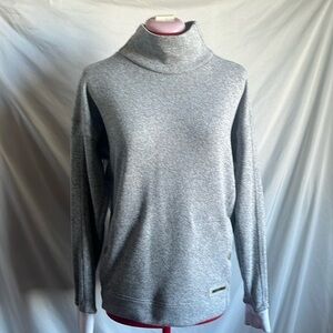 XS112 Under armour light fine knit pullover